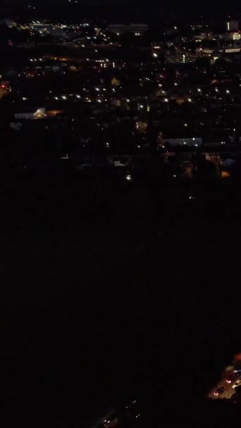 Letecké Záběry Města Jasné Studené Noci — Stock video