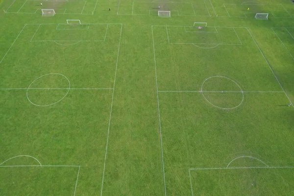 Luftaufnahme Von Fußballfeldern Mit Grünem Gras — Stockfoto