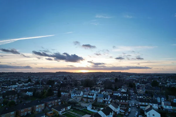 英国上空的城市与云彩的空中景观 — 图库照片