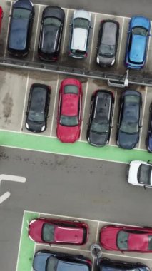İngiltere 'de İngiliz Karayolları ve Trafik Yüksek Açı Hava Görüntüsü