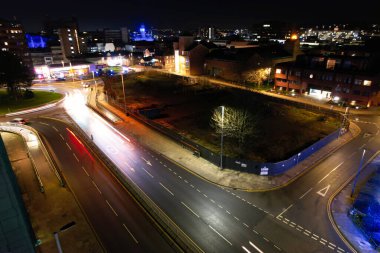 Luton Şehri 'nin Hava Gecesi Görüntüsü