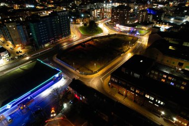 Luton Şehri 'nin Hava Gecesi Görüntüsü