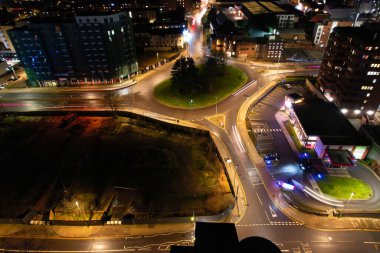 Luton Şehri 'nin Hava Gecesi Görüntüsü