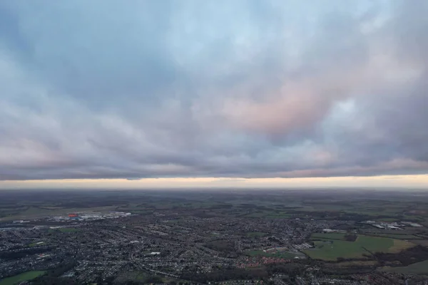 Uitzicht Bewolkte Lucht Boven Stad — Stockfoto