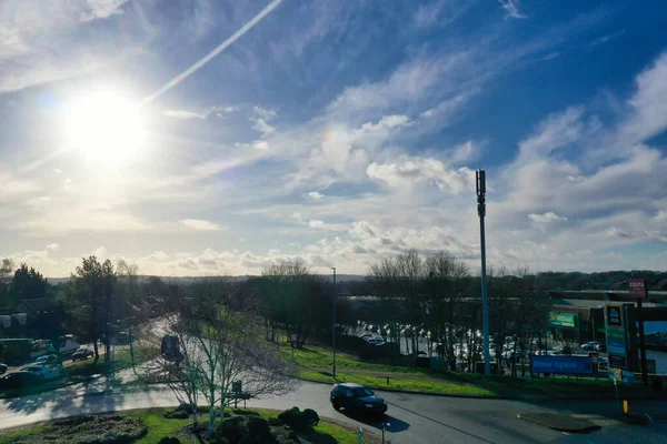 大不列颠及北爱尔兰联合王国 2023年1月18日 英格兰卢顿市建筑与道路的高角度视图 — 图库照片