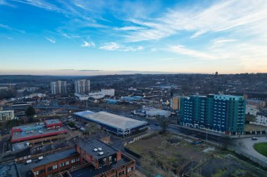 GREAT BRITAIN, LUTON - 22ND JANUARY, 2023: Şehir Merkezi Yüksek Açı Görünümü, İngiltere 'nin Modern ve Tarihi Görünümü 