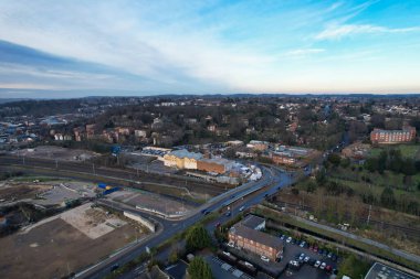 GREAT BRITAIN, LUTON - 22ND JANUARY, 2023: Şehir Merkezi Yüksek Açı Görünümü, İngiltere 'nin Modern ve Tarihi Görünümü 