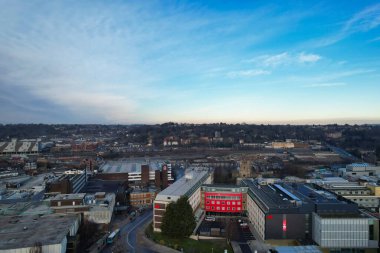 GREAT BRITAIN, LUTON - 22ND JANUARY, 2023: Şehir Merkezi Yüksek Açı Görünümü, İngiltere 'nin Modern ve Tarihi Görünümü 