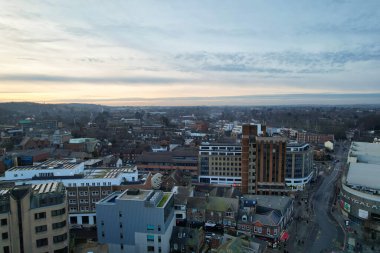 GREAT BRITAIN, LUTON - 22ND JANUARY, 2023: Şehir Merkezi Yüksek Açı Görünümü, İngiltere 'nin Modern ve Tarihi Görünümü 