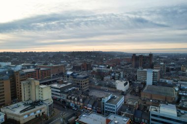 GREAT BRITAIN, LUTON - 22ND JANUARY, 2023: Şehir Merkezi Yüksek Açı Görünümü, İngiltere 'nin Modern ve Tarihi Görünümü 