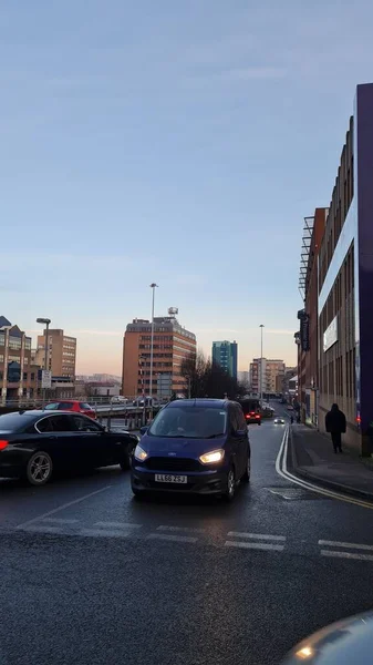 ENGLAND, UK, LUTON - 22ND JANUARY, 2023: Luton Şehir Merkezi 'nin Yüksek Açısı, Modern ve Tarihsel İngiltere Kasabası, Drone View 
