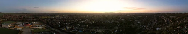 Vista Panorámica Hermosas Nubes Atardecer Sobre Horizonte — Foto de Stock