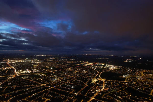照らされた夜景の空撮 — ストック写真