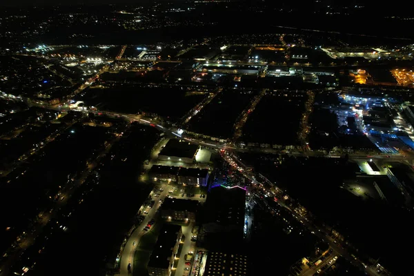 Inglaterra Luton Enero 2023 Vista Iluminada Ciudad Inglesa Durante Noche —  Fotos de Stock
