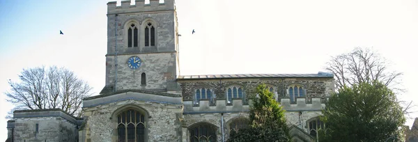英国城镇的老教堂 — 图库照片