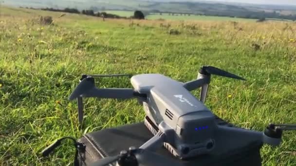 Drönaren Flyger Luften Brittiska Countryside — Stockvideo