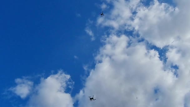 Drone Volant Dans Les Airs Campagne Britannique — Video