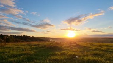 Gün batımında İngiliz Kırsalının Sharpenhoe El çırpışları Hava Görüntüsü