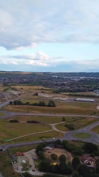 Vista Aérea Ángulo Alto Las Carreteras Británicas Tráfico Inglaterra Reino — Vídeo de stock
