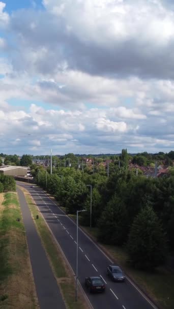 Повітряні Кадри Залізничного Вокзалу Міста Лутон Англії Повний День Хмар — стокове відео