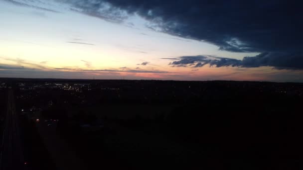 Beste Luftaufnahmen Von Luton City Und Leagrave Station Bei Sonnenuntergang — Stockvideo
