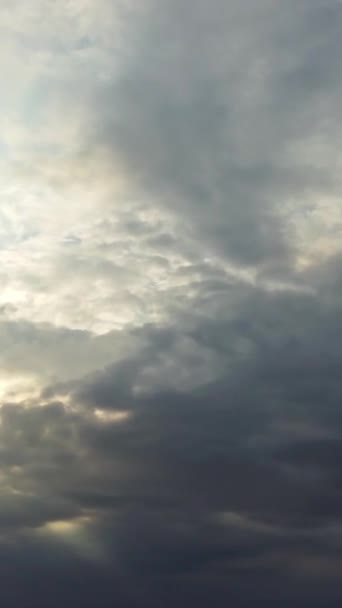 Krásné Vysokoúhlé Záběry Dramatických Mraků Oblohy — Stock video