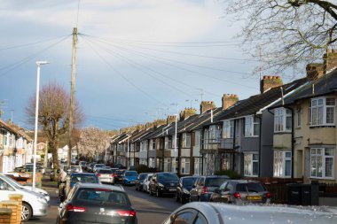 İngiltere 'de küçük cadde manzarası