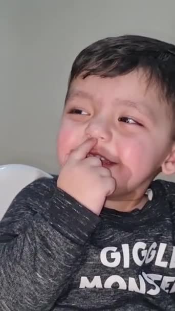 Bébé Pakistanais Asiatique Mignon Gros Plans Mignon Garçon Maison — Video