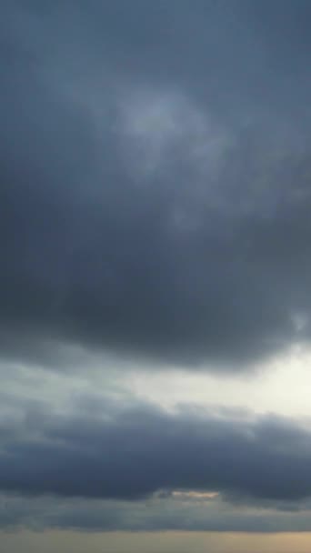 夢のような雲と空の美しいタイムラプス映像 — ストック動画