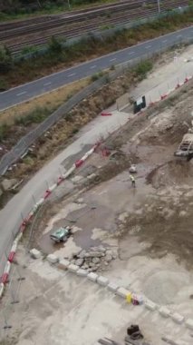 İngiltere 'nin Luton kasabasındaki tren istasyonunun hava görüntüsü.