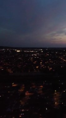 Drone 'un Şehir Manzarası ve İngiltere' nin Günbatımında Büyük Britanya Manzarası