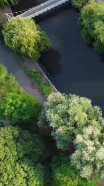 İngiltere, LUTON TOWN - 15 Temmuz 2022: Yüksek Açılı Wardown Halk Parkı. Luton Kasabası 'nda Parlak Güneşli Gün