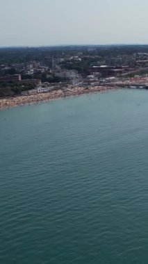 İngiltere 'nin Bournemouth Sahili Yüksek Açılı Hava Görüntüsü