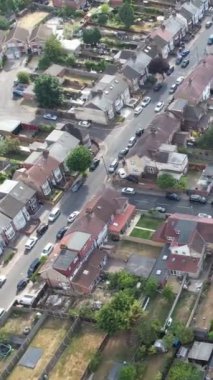 İngiltere 'nin Saint Area Luton Konutları ve Evleri' nin havadan görünüşü