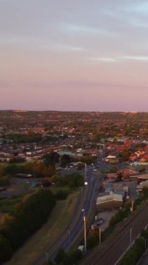 Luton City 'nin yüksek açılı görüntüleri. Günbatımında İHA 'nın Kamerasıyla Görüntü Yakalandı