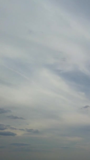 Hermosas Dramáticas Nubes Movimiento Sobre Inglaterra — Vídeos de Stock