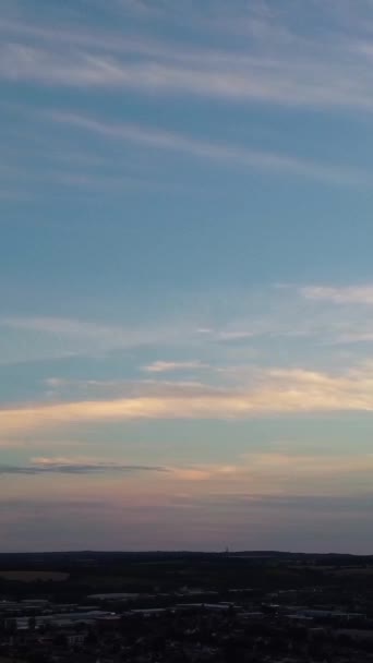 Hermosas Dramáticas Nubes Movimiento Sobre Inglaterra — Vídeo de stock