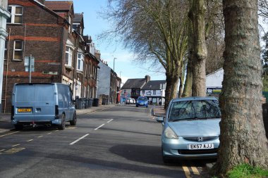 İngiltere 'de küçük cadde manzarası