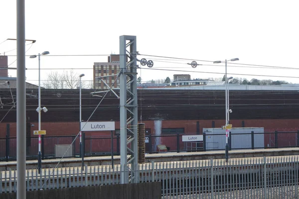 Estação Ferroviária Central Luton Town Centre City England — Fotografia de Stock