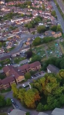 Hava görüntüleri yüksek açılı Drone 'un şehir manzarası ve İngiltere' nin manzarası Büyük Britanya İHA 'sının görüntüleri