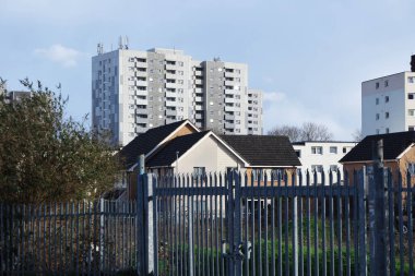 Şehir Merkezi 'nde. Şehir ve Yol Görünümü 