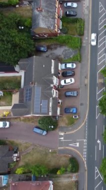 İngiltere 'de İngiliz Karayolları ve Trafik Yüksek Açı Hava Görüntüsü