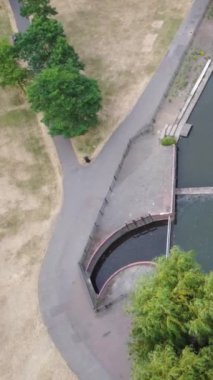 Luton, İngiltere 'deki parkın havadan görüntüsü.