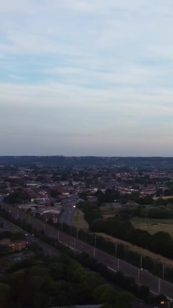 Yüksek Açı Drone Ngiltere Deki Luton Kasabası Görüntüsü — Stok video