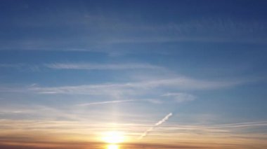 İngiliz Şehri 'nde Hızlı Hareket Eden Bulutlar, Zaman Süratli Görüntü