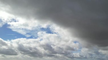 Şehrin En Güzel Gökyüzü ve Hareketli Bulutları