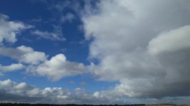 Şehrin En Güzel Gökyüzü ve Hareketli Bulutları