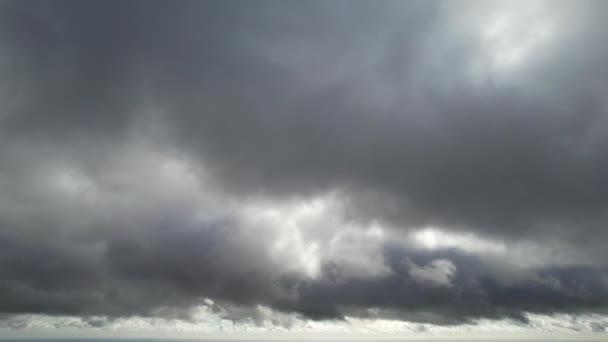 Nubes Lluvia Sobre Ciudad Británica — Vídeos de Stock