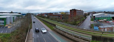Gün batımında Panoramik Hava Şehri Görünümü