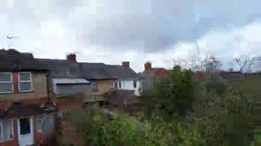 Yüksek Açı Drone 'un İngiltere' deki Luton Kasabası Görüntüsü